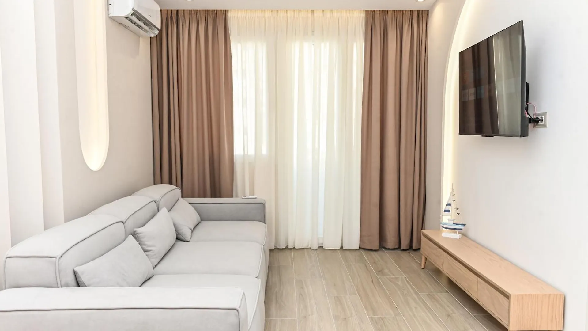 Fluctus Apartments Durres Albania